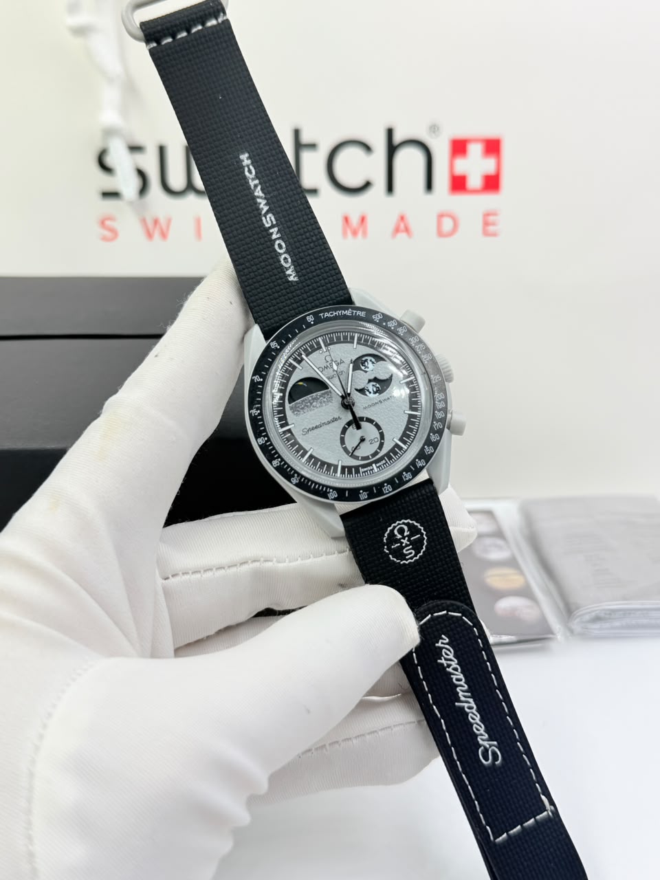 Omega x Swatch MoonSwatch