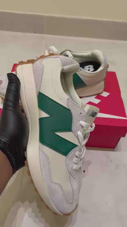 New Balance 327 "Moonbeam New Spruce"