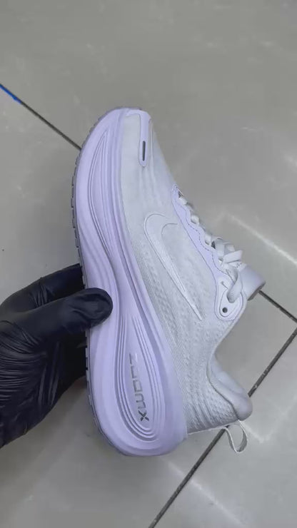 Nike Vomero Plus "White"